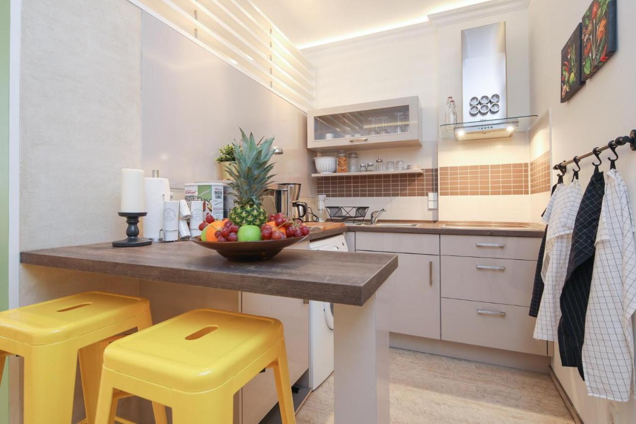 4 Personen Altbau Nahe Kurfuerstendamm - Macbeth Βερολίνο Εξωτερικό φωτογραφία